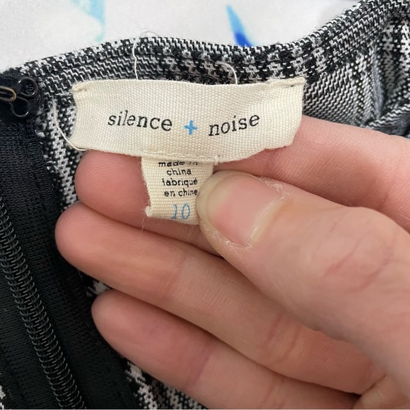 Silence and Noise Jumpsuit - Picture 5 of 6